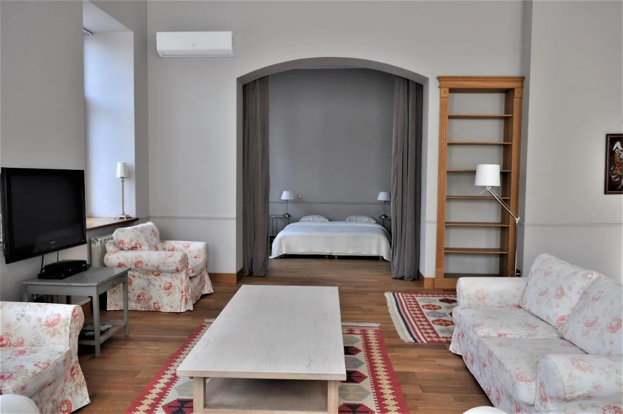 Great 144 Sq.M. Apartment In The Center Of Kiev Ucrania