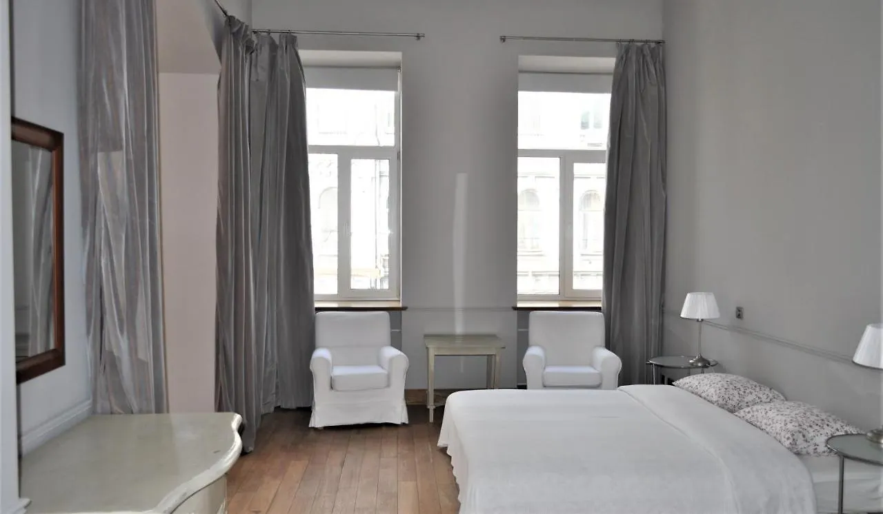 Great 144 Sq.M. Apartment In The Center Of Kyjev